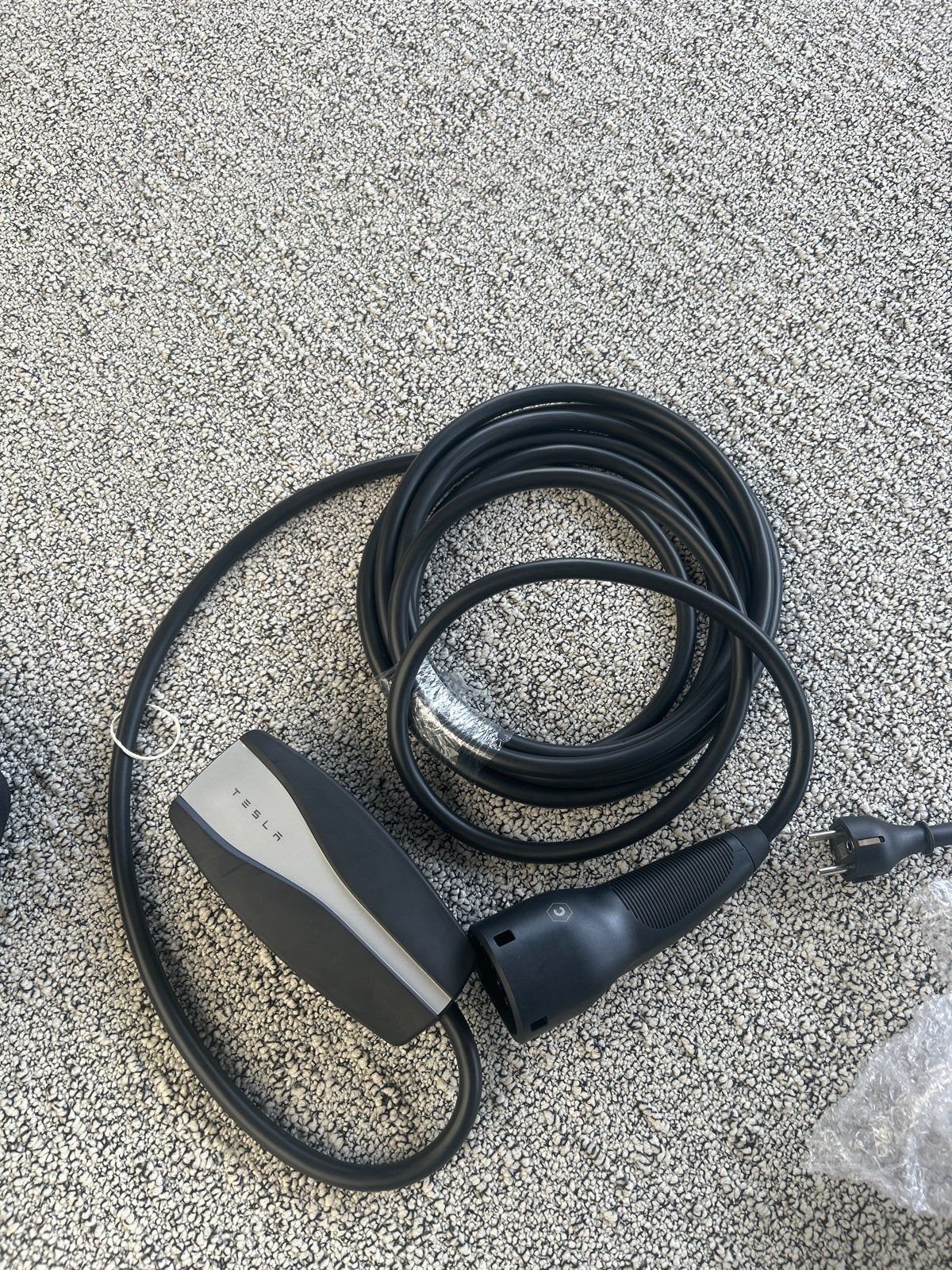 Tesla Universal Mobile Connector (UMC) Gen 2, Ophalen of Verzenden, Nieuw