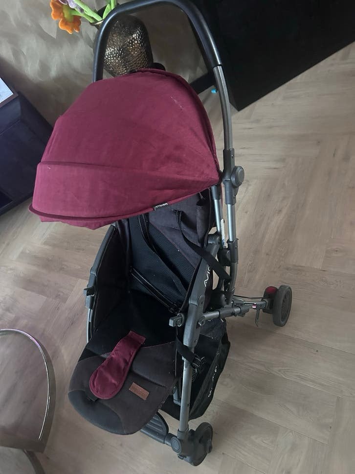 Buggy met omkeerbaar handvat - 2 varianten, Kinderen en Baby's, Buggy's, Ophalen, Gebruikt, Overige merken, Verstelbare rugleuning