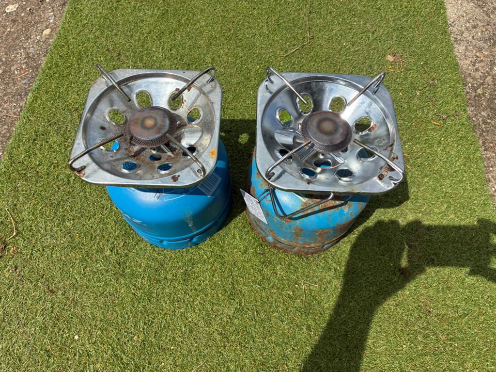 Camping gastoestel gas fornuis met gasfles, Caravans en Kamperen, Ophalen of Verzenden, Zo goed als nieuw