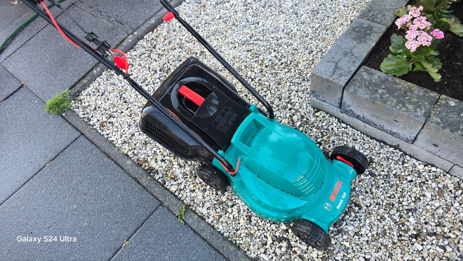 Bosch Rotak 320 elektrische grasmaaier, Cirkelmaaier, Gebruikt, Elektrische grasmaaier, Ophalen of Verzenden