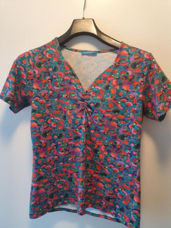 Zgan! mooi bijzonder shirt van Lien & Giel maat L!, Verzenden, Maat 42/44 (L), Zo goed als nieuw, Korte mouw