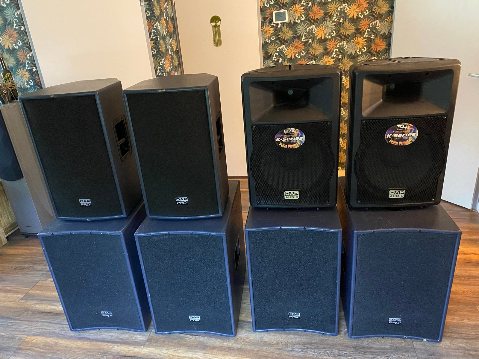 Complete DAP Audio P.A. set met flightcase en hoezen, Ophalen, Gebruikt