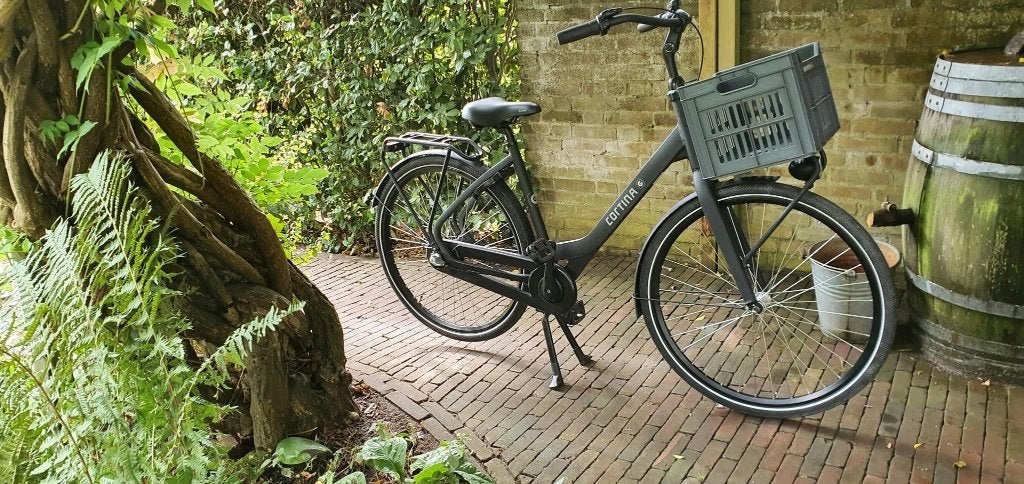 Damesfiets Cortina zwart, Terugtraprem, Versnellingen, Zo goed als nieuw, 50 tot 53 cm