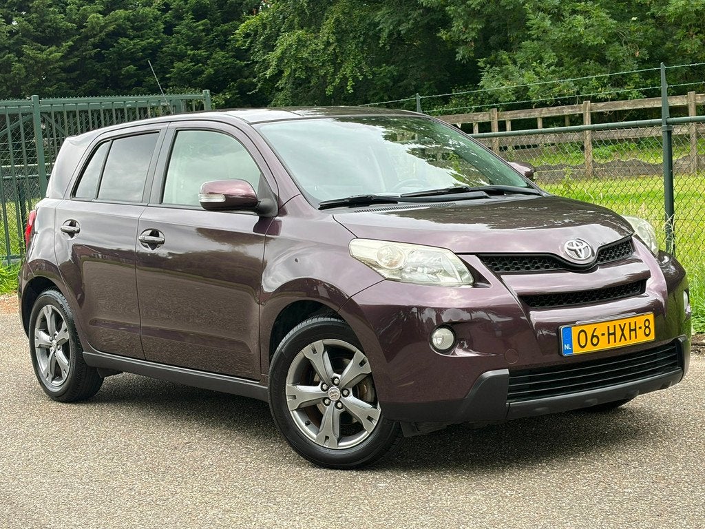 Toyota Urban Cruiser 1.3 VVT-i Dynamic /Navi/Trekhaak/Airco/, Auto's, Toyota, Voorwielaandrijving, Gebruikt, 49 €/maand, Bedrijf