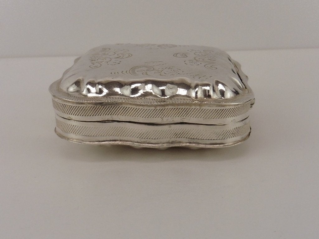 Zilveren pillendoosje                                    Z17, Ophalen of Verzenden, Zilver