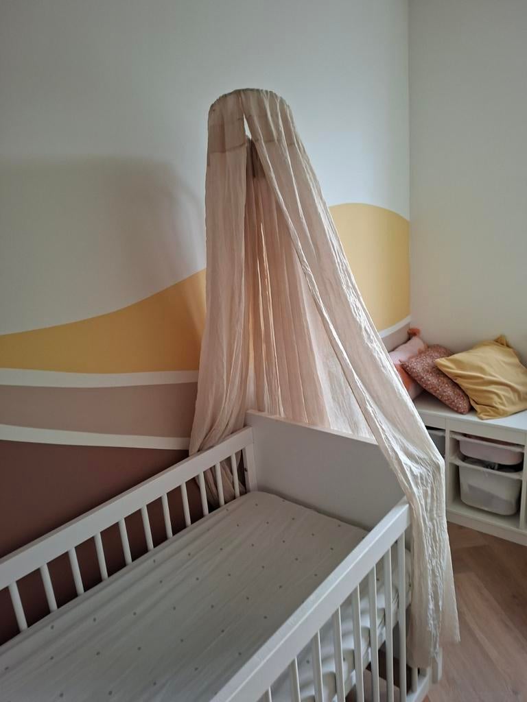 Hemeltje met neutrale warme beige kleur en metalen standaard, Kinderen en Baby's, Kinderkamer | Inrichting en Decoratie, Ophalen of Verzenden