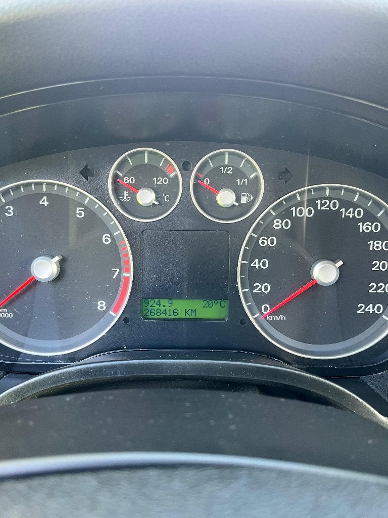 Foto 20 van Ford Focus 1.6 | Goed onderhouden | 2008