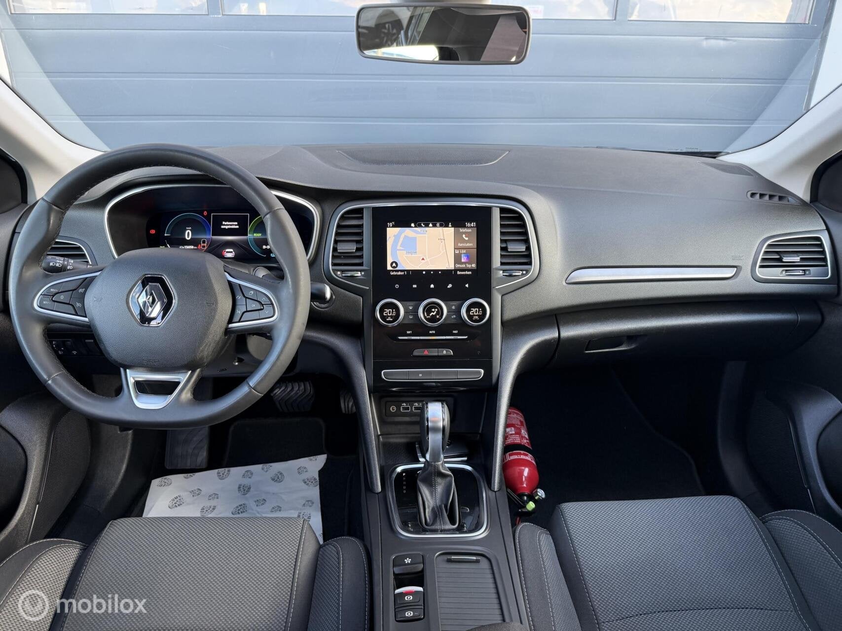 Renault Megane Estate 1.6 E-Tech Plug-In Hybrid 160 E-Tech 1, Auto's, 77 km/l, Gebruikt, 4 cilinders, 1573 kg