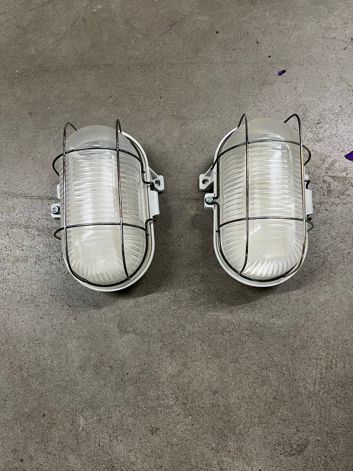 2x KWB Buitenlampen Ovaal Grijs - Nieuw in Doos, Ophalen of Verzenden, Nieuw