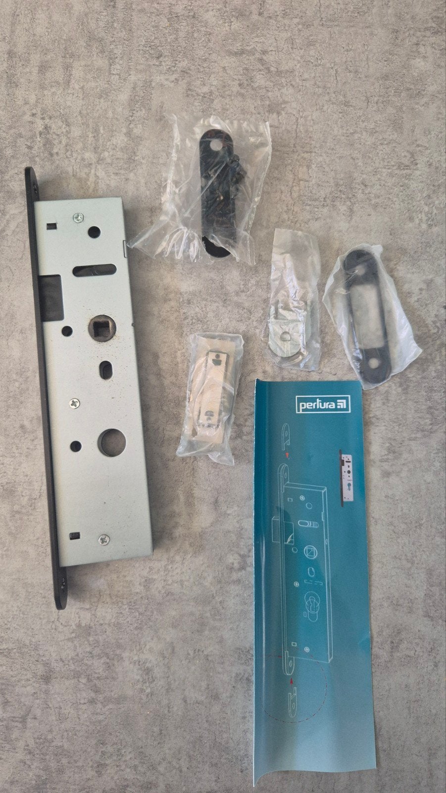 Pertura 1000 Magneet Loopsot voor Kamerdeuren, Ophalen of Verzenden, Zo goed als nieuw, IJzer, Slot