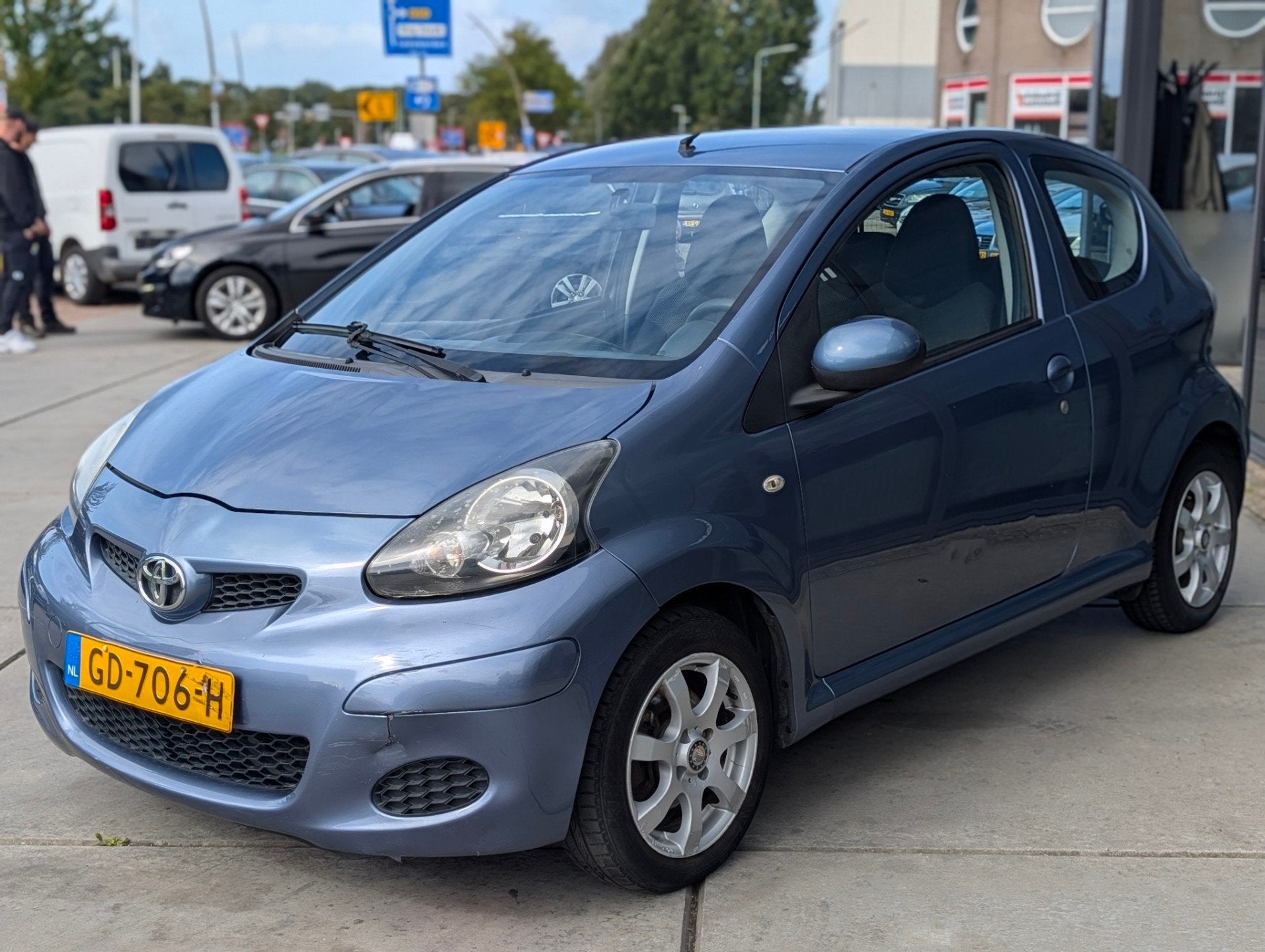 Toyota Aygo 1.0-12V Access - Airco - Elek ramen, Voorwielaandrijving, Gebruikt, Startonderbreker, 68 pk