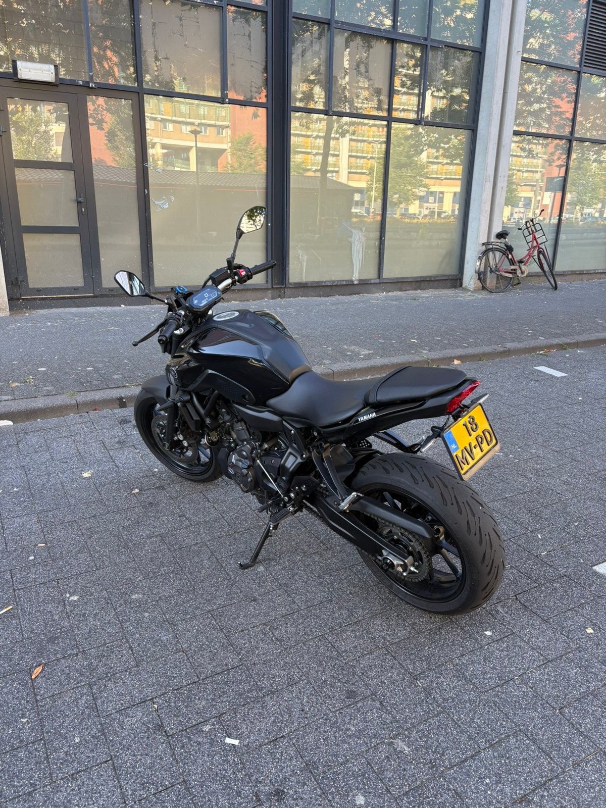 Yamaha MT-07 (35kw) dealer onderhouden, Particulier, Naked bike