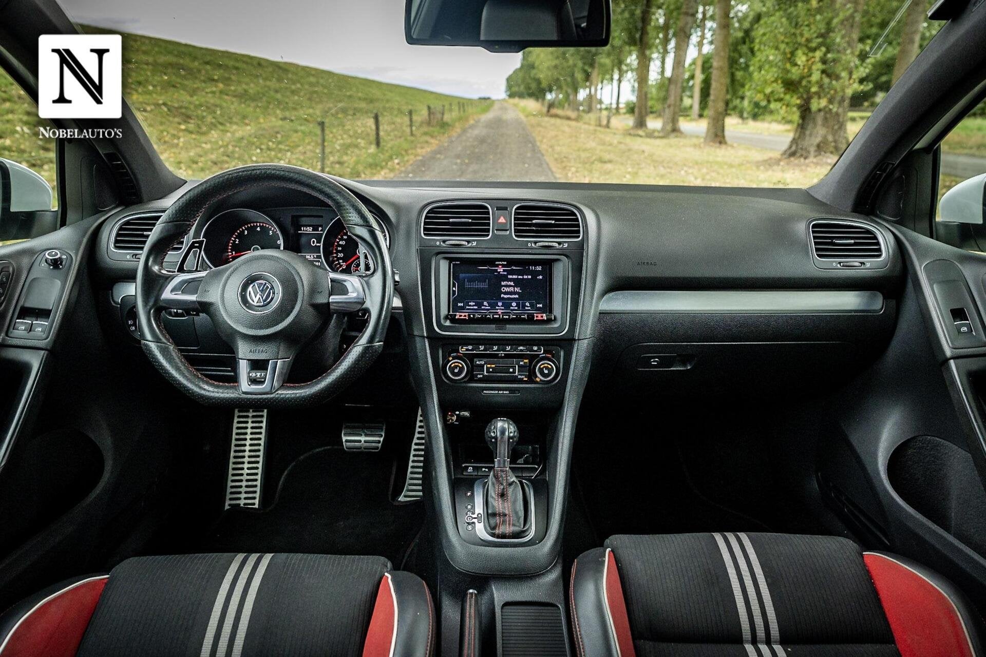 Volkswagen Golf 2.0 GTI Adidas |Sterrenhemel |Motor 43dkm!, Euro 5, Gebruikt, Huisgarantie, 4 cilinders