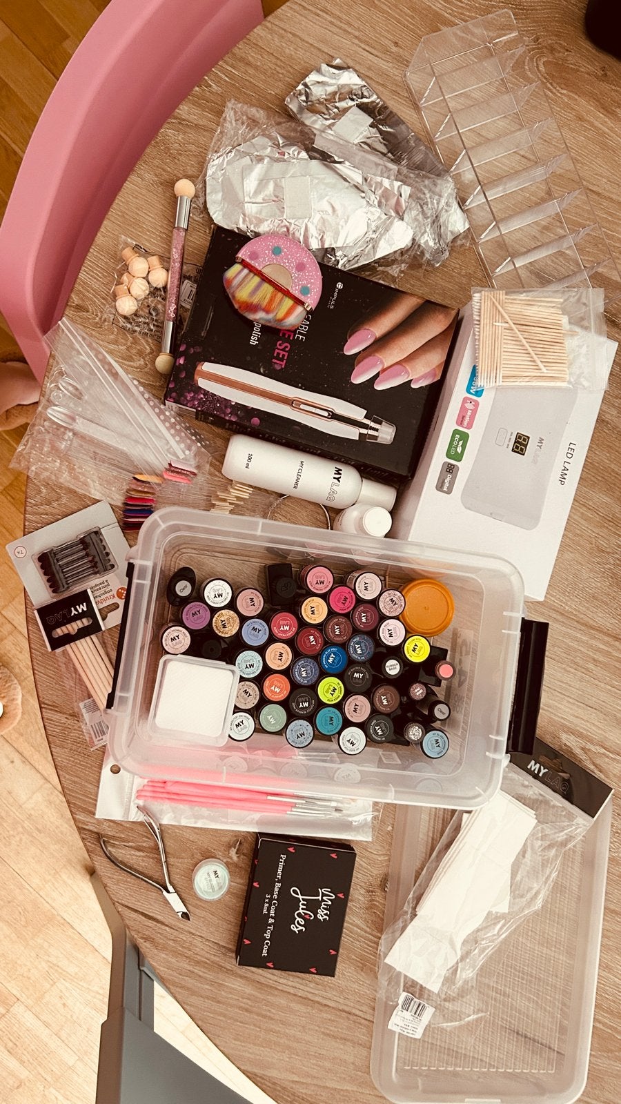 Complete nagelset: LED lamp, gellak, tools en meer!, Ophalen of Verzenden, Zo goed als nieuw
