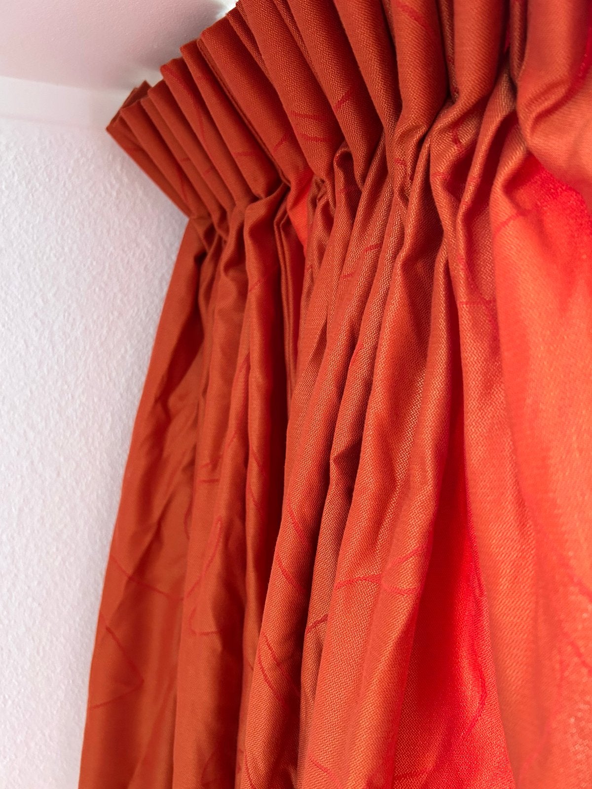 Oranje gordijnen dubbele plooi 160x240, Huis en Inrichting, Stoffering | Gordijnen en Lamellen, Ophalen, Gebruikt, Oranje