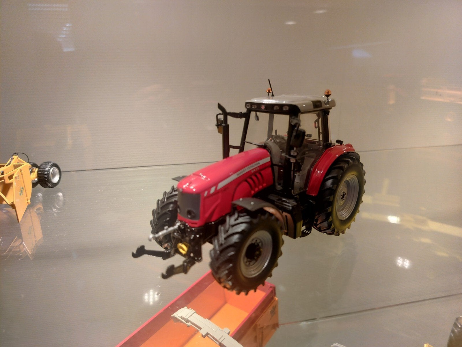 te koop Massey Ferguson 6475 verbouwd, Hobby en Vrije tijd, Ophalen of Verzenden, Zo goed als nieuw, Tractor of Landbouw, Universal Hobbies