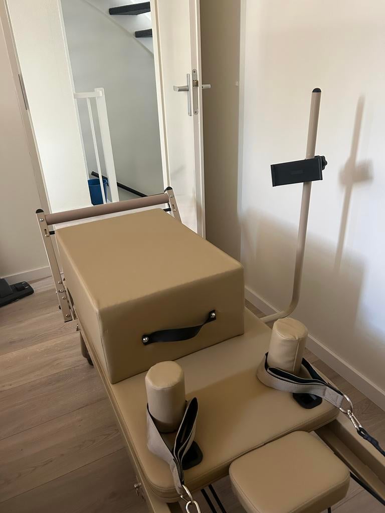 Me Wave Pilates Reformer - Zo goed als nieuw, Sport en Fitness, Ophalen, Zo goed als nieuw, Armen, Overige typen