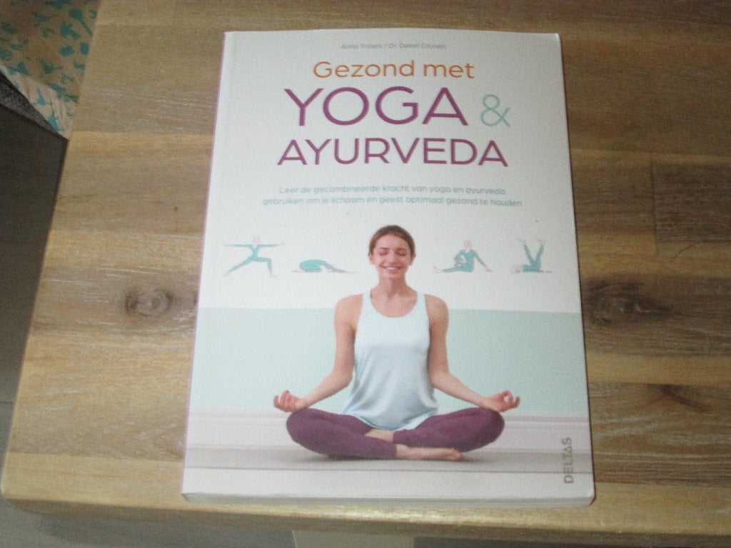 Gezond met Yoga & Ayurveda - Boek over gezondheid, Anoop Trikha, Dr. Detlef Grunert, Nieuw, Ophalen of Verzenden, Gezondheid en Conditie