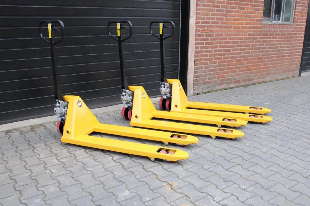 NIEUWE hand palletwagen hevermogen 2500kg (bj 2025)