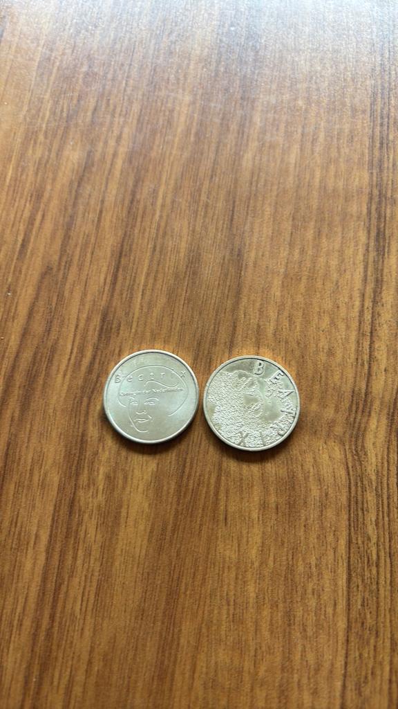 Zilveren 5 euro munten 2 stuks, Ophalen, Zo goed als nieuw, Zilver