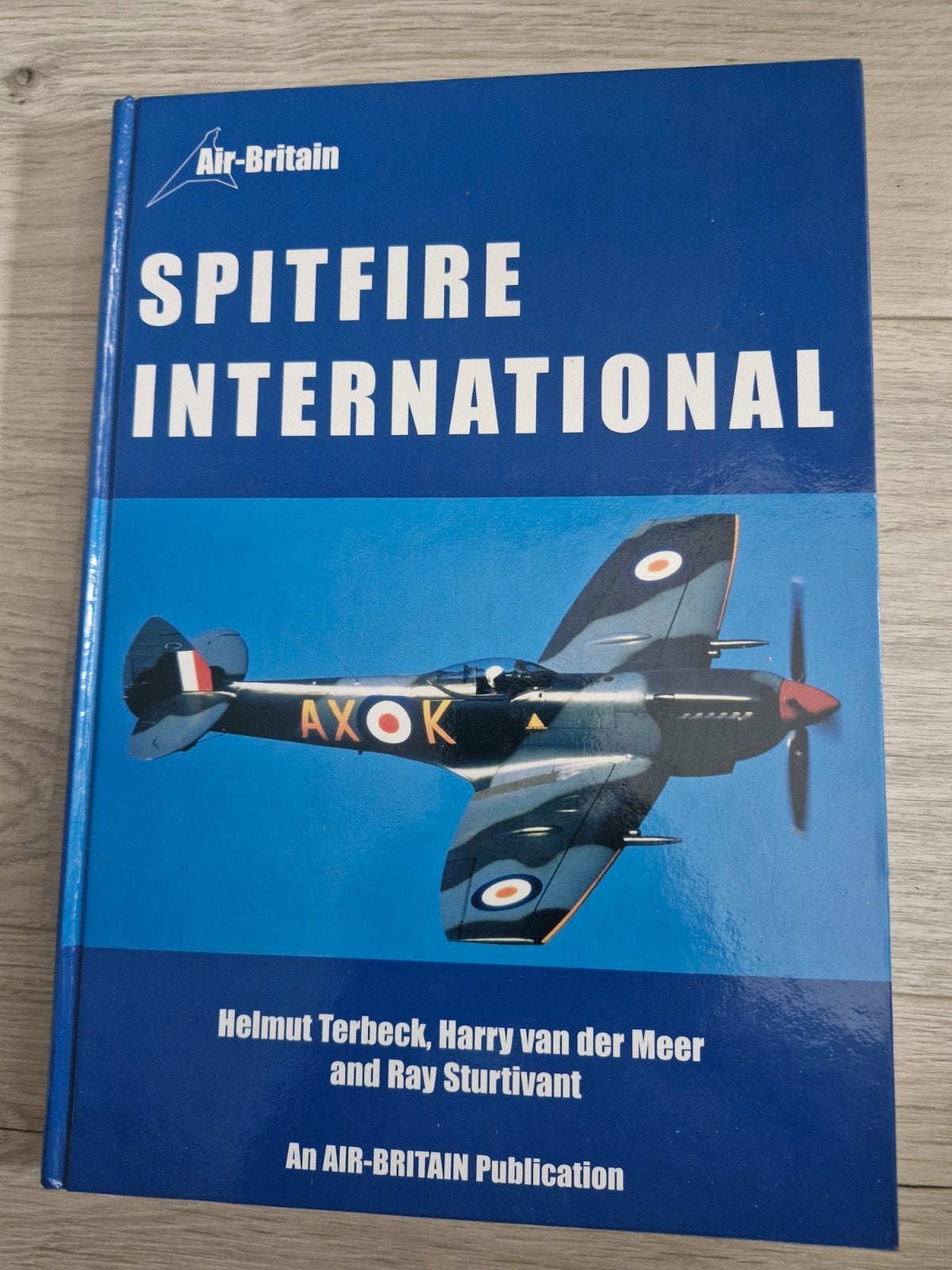 spitfire international, Ophalen of Verzenden, Zo goed als nieuw, Boek of Tijdschrift