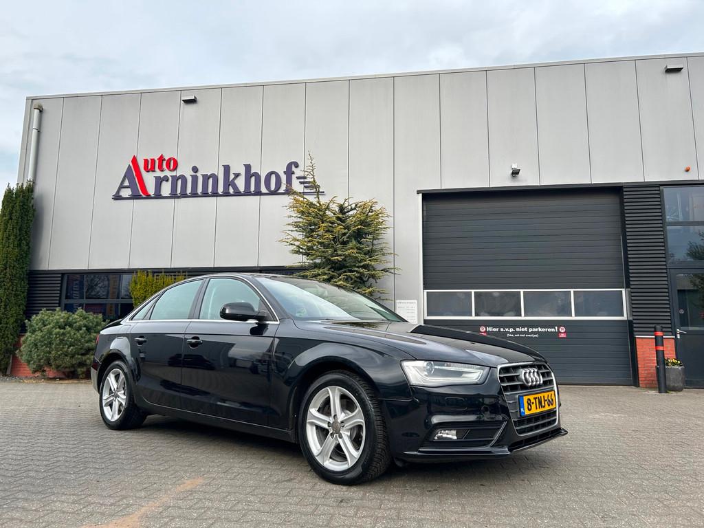 Audi A4 Limousine 1.8 TFSI Business Edition, Auto's, Audi, Gebruikt, Euro 6, 4 cilinders, Zwart
