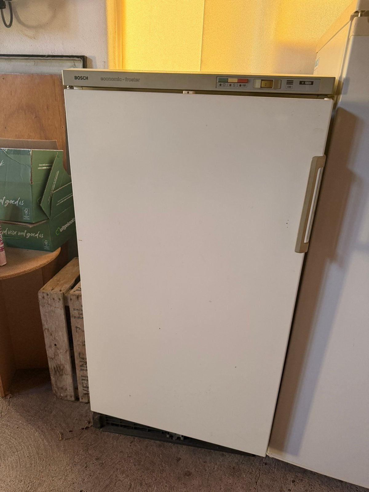 Bosch economic vriezer, Witgoed en Apparatuur, Vriezers en Diepvrieskisten, Gebruikt, 120 tot 140 cm, Ophalen, Vrieskast