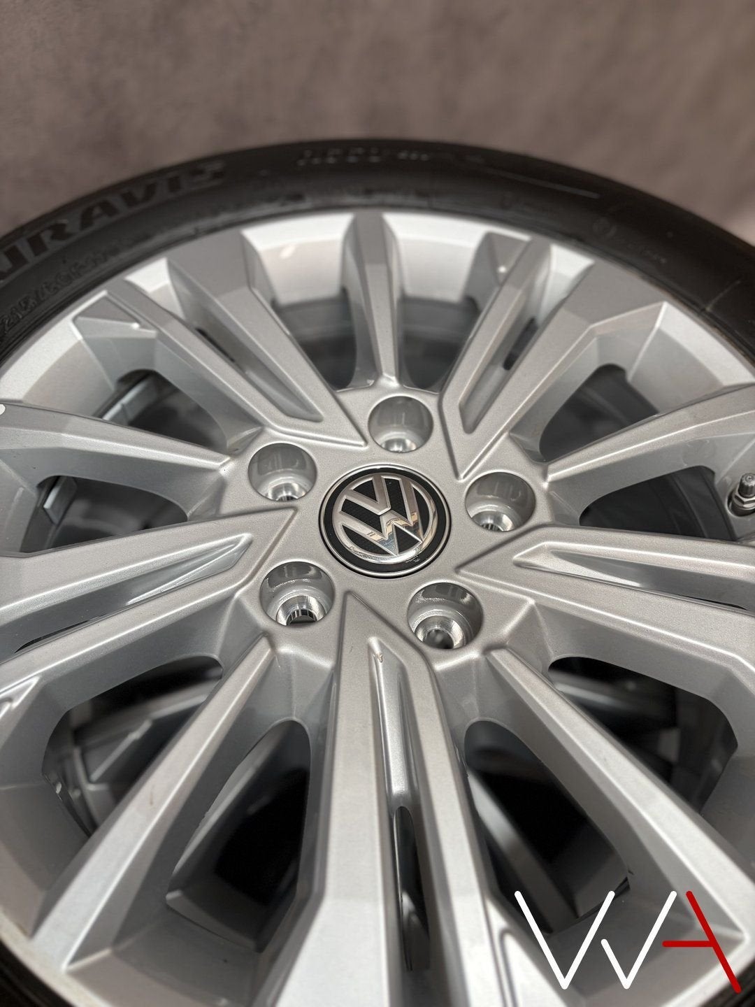 17'' Volkswagen Transporter T5 T6 T6.1 Aracaju velgen BTW, -, -, Banden en Velgen, 17 inch