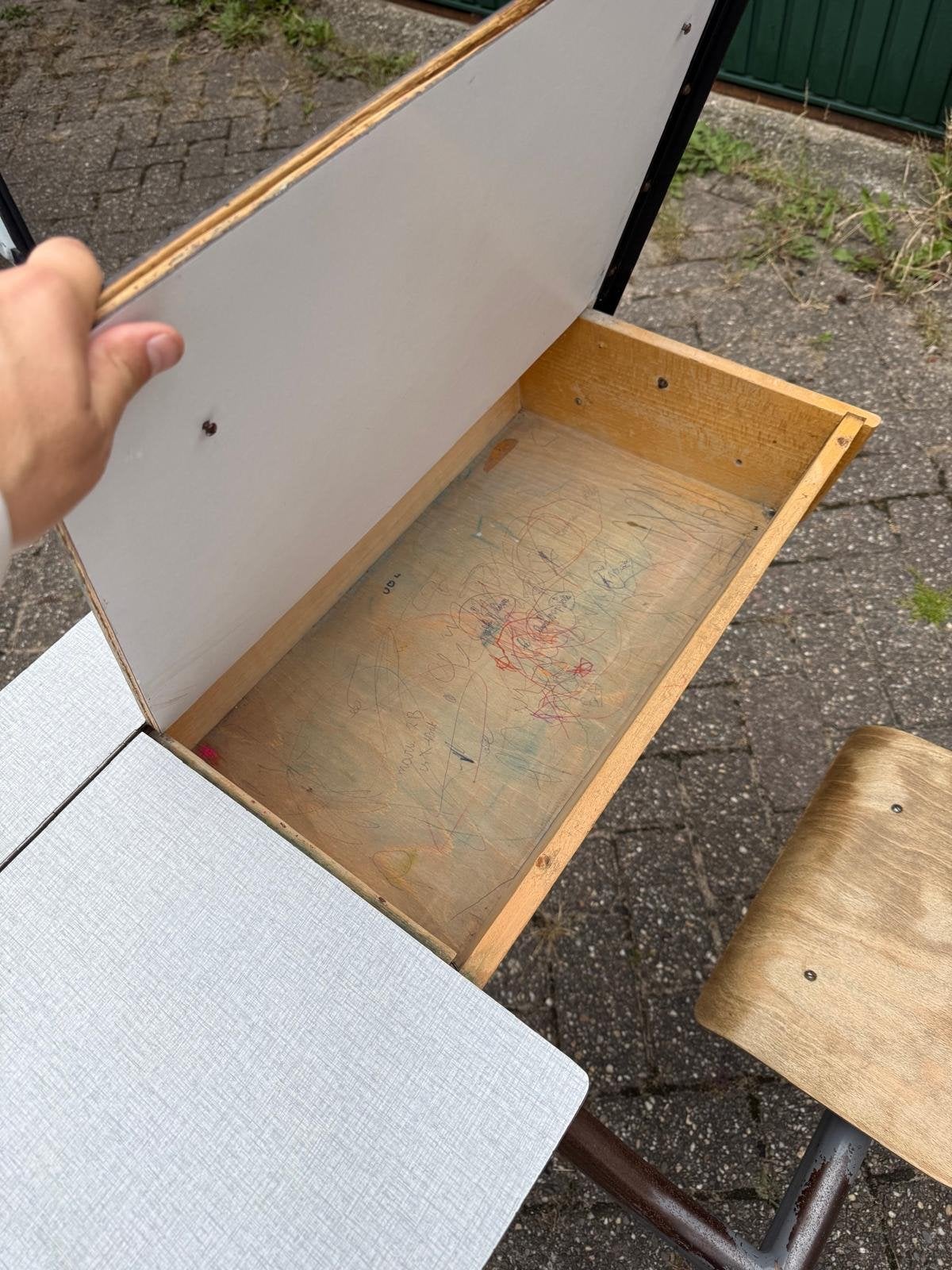 Vintage schoolbank met twee stoelen, Ophalen