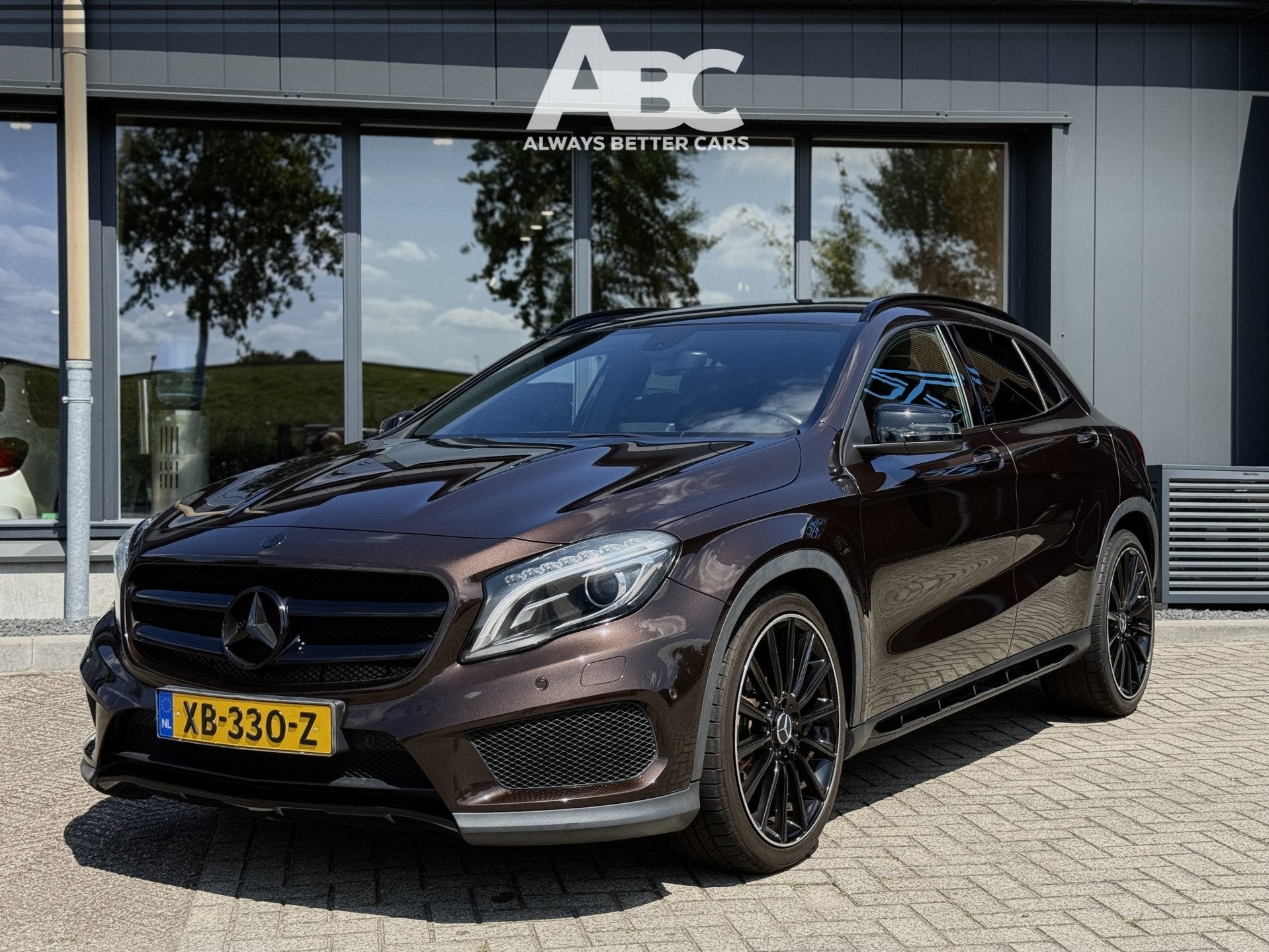 Mercedes-Benz GLA 200 Edition 1 (bj 2014, automaat), Auto's, Gebruikt, 1595 cc, Bedrijf, 1335 kg