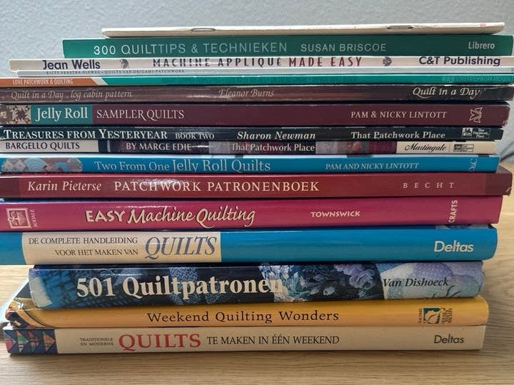 Diverse quiltboeken (15 stuks) + tijdschrift NL/EN, Boeken, Ophalen of Verzenden, Gelezen, Borduren en Naaien