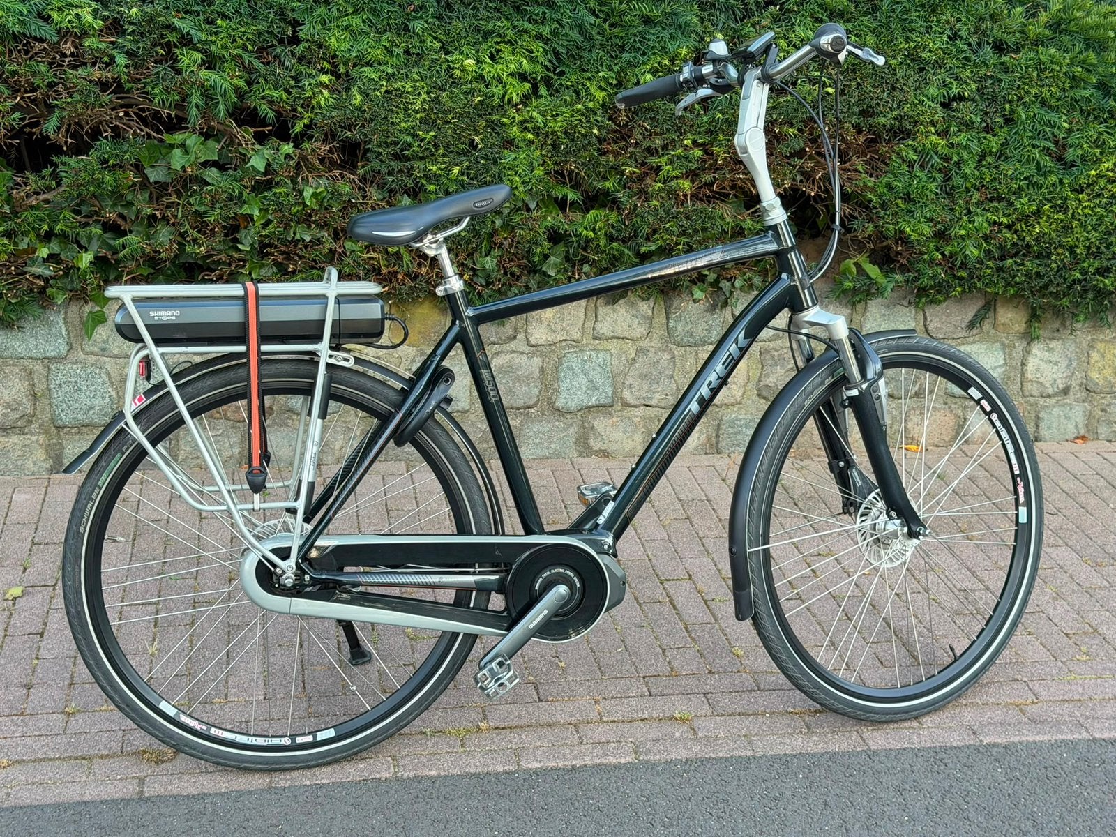 Mooie Elektrische fiets Trek Middenmotor, Fietsen en Brommers, Zo goed als nieuw, 50 km per accu of meer, 55 tot 59 cm, Ophalen