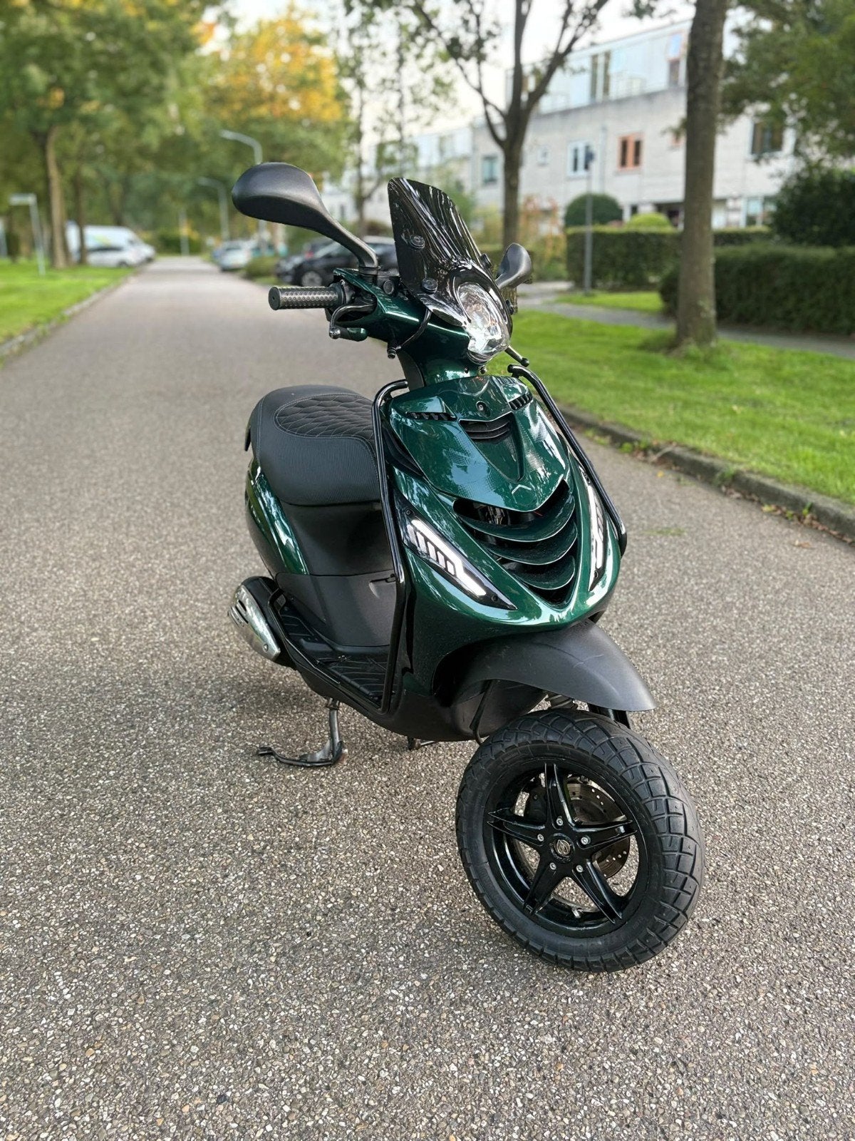 Unieke Piaggio Zip 125cc Sfera - Jaguar Groen - Vol Opties, Ophalen, Zo goed als nieuw