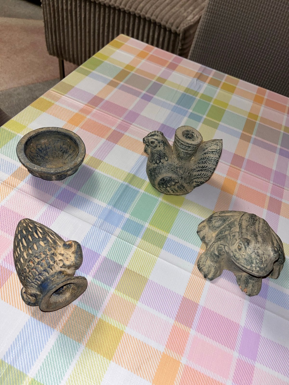 Set van 4 antieke terracotta decoraties, Ophalen