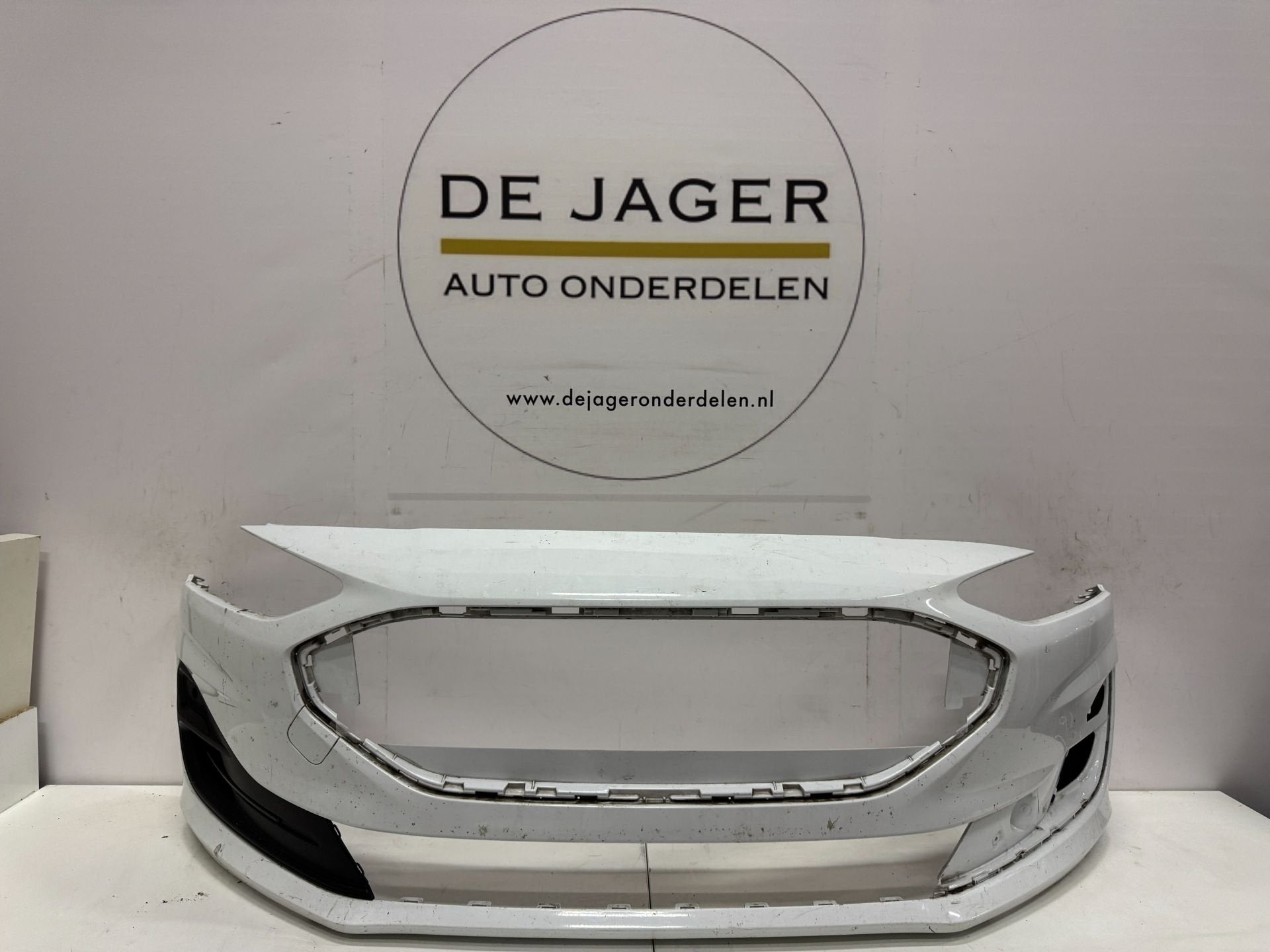 FORD FOCUS MK4 FACELIFT VOORBUMPER BUMPER NX7B-17C831 2022-, Gebruikt, Voor, Info@ford.com, Ophalen of Verzenden