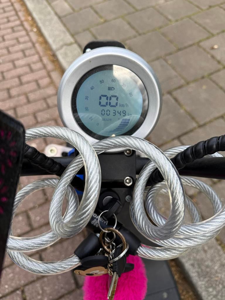 Elektrische Scooter - Zo goed als nieuw, Ophalen of Verzenden, Zo goed als nieuw, Elektrisch, Overige merken