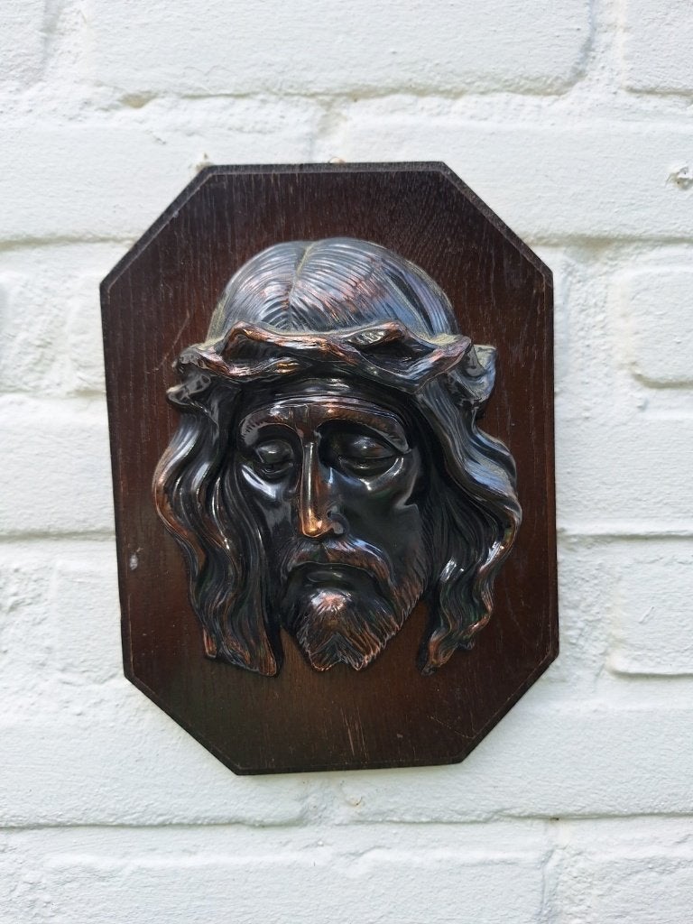 Vintage Jezus Christus Hoofd relief op houten plaque, Antiek en Kunst, Ophalen