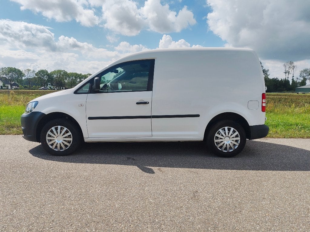 Volkswagen Caddy 1.6 D 55KW 2014, Auto's, Euro 5, Stof, 74 pk, Zwart