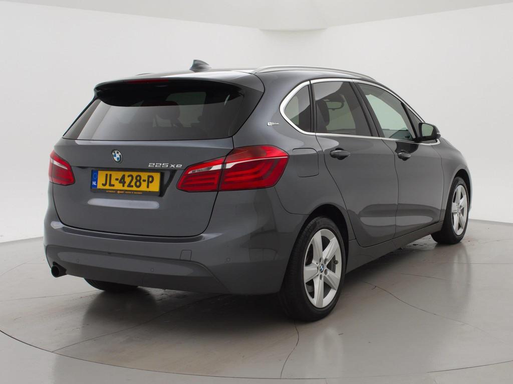 BMW 2-serie Active Tourer 225XE 224 PK HYBRID XDRIVE EXECUTI, Automaat, 8 kWh, Stof, Gebruikt
