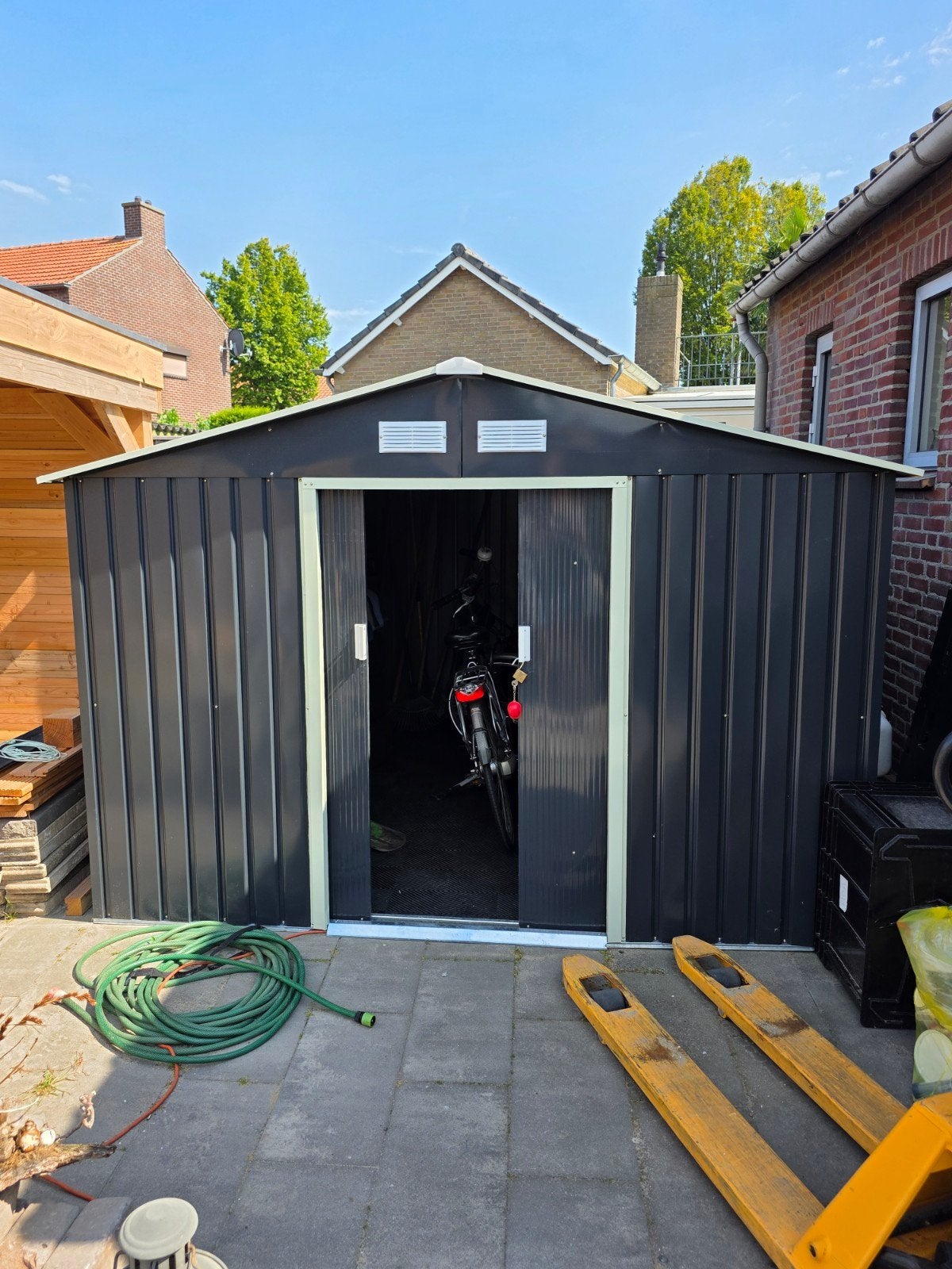 opbergschuurtje staal, Tuin en Terras, Tuinhuizen, Ophalen, 200 tot 400 cm, 250 tot 500 cm, Schuur