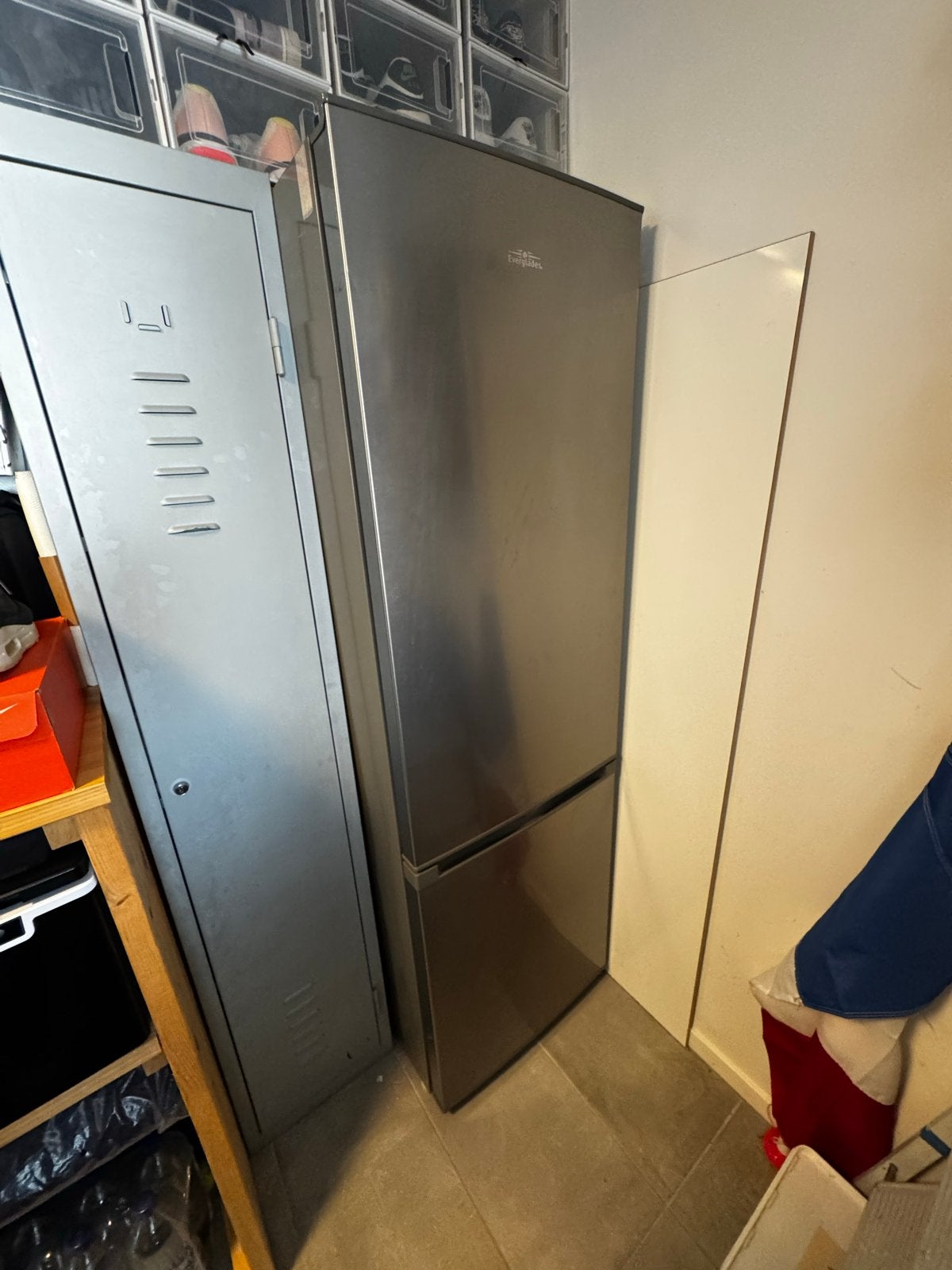 Indesit Koelkast met Aparte Vriezer - Zo goed als nieuw, Ophalen, 150 tot 200 liter, 60 cm of meer, Met aparte vriezer