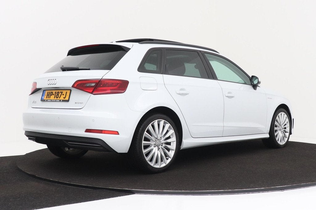 Audi A3 Sportback 1.4 e-tron PHEV Ambition Pro Line plus | P, Auto's, 8 kWh, Stof, Gebruikt, 150 pk