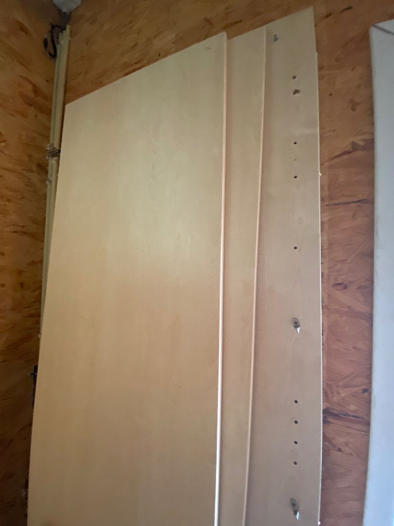 Gratis 2 deurs kledingkast, Ophalen, Met deur(en), Gebruikt, 100 tot 150 cm