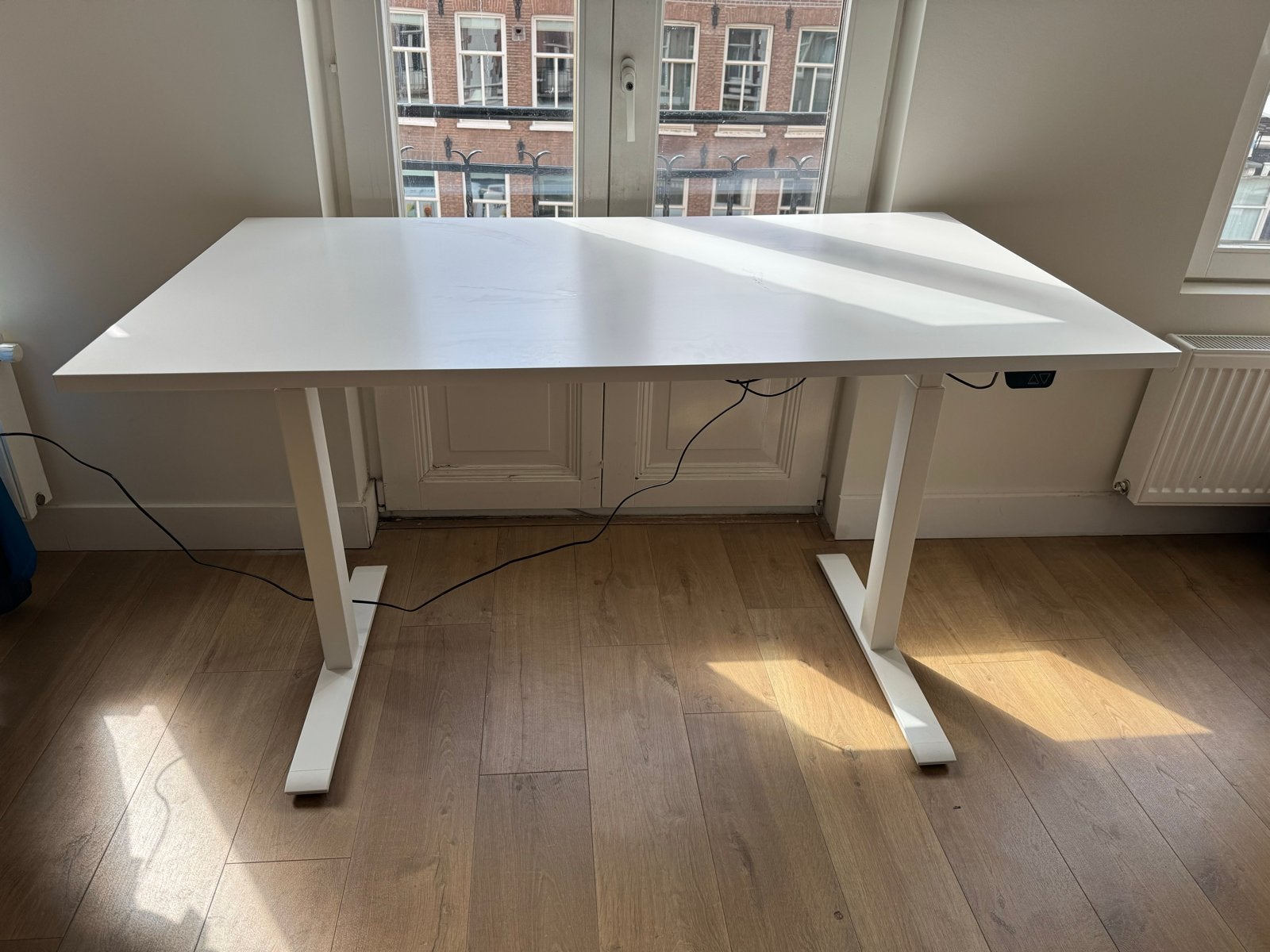 IKEA rudolf zit-sta bureau wit 140x80 cm, Ophalen, Zit-sta bureau, Elektrisch, Spaanplaat of MDF