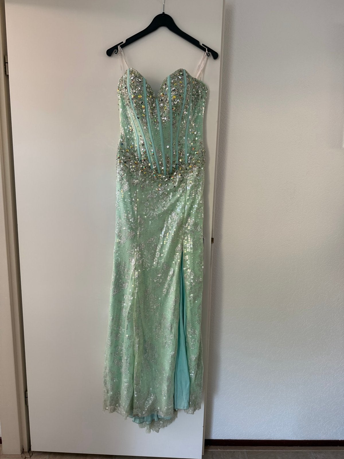 Elegante Feestjurk met Pailletten - Mintgroen maat 40, Kleding | Dames, Galajurk, Zo goed als nieuw, Groen, Ophalen