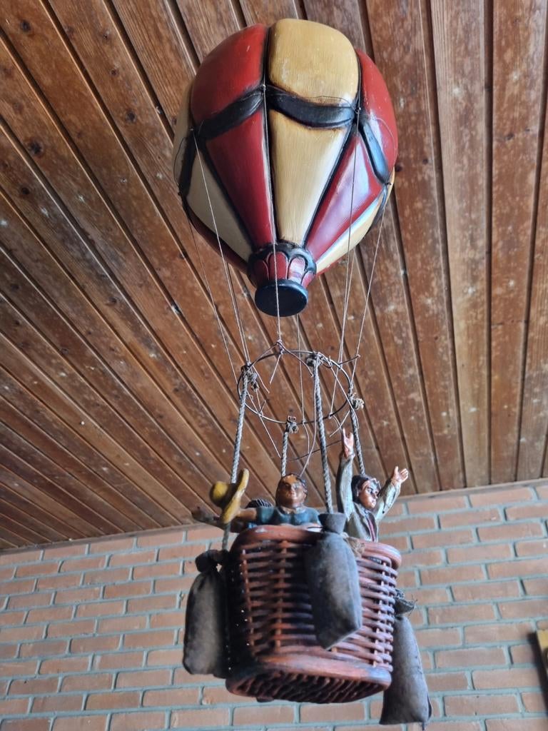 Decoratieve grote heteluchtballon met figuren, Ophalen of Verzenden