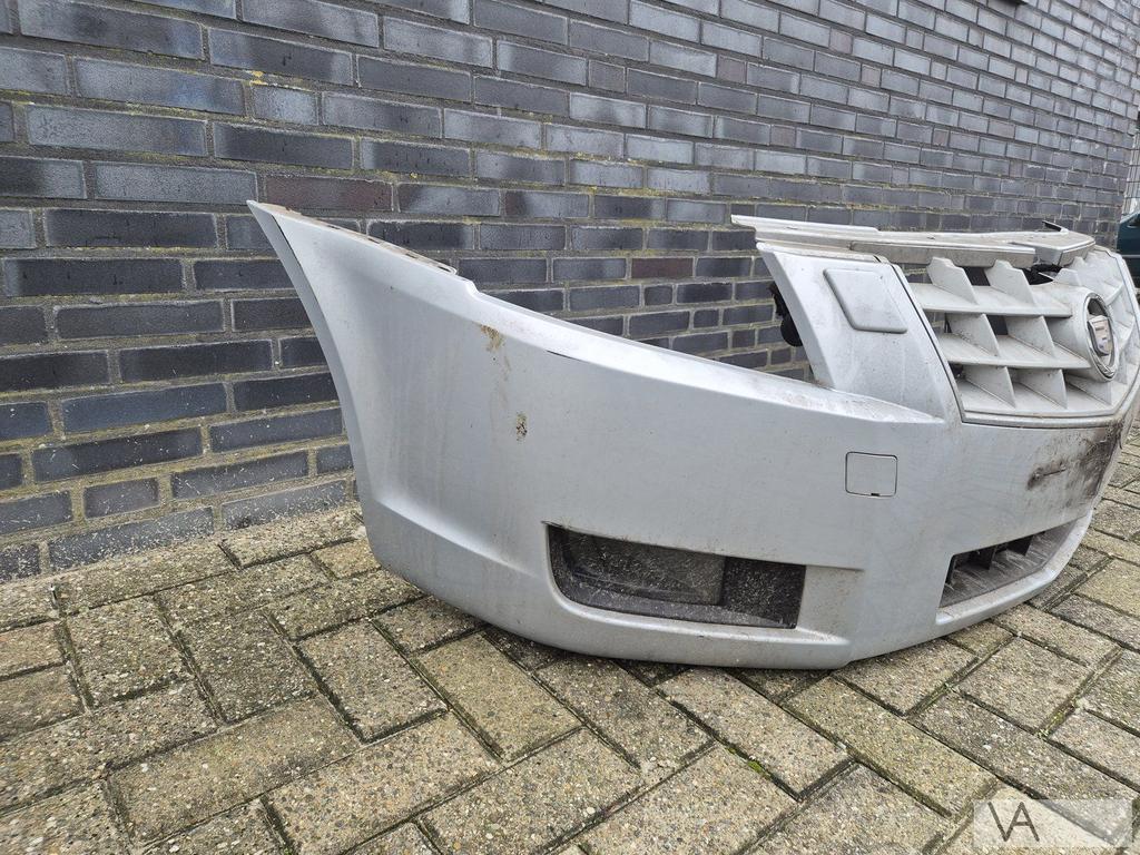 Cadillac BLS 2006 - 2010 voorbumper met sproeiers COMPLEET, Cadillac, Gebruikt, -, Voor