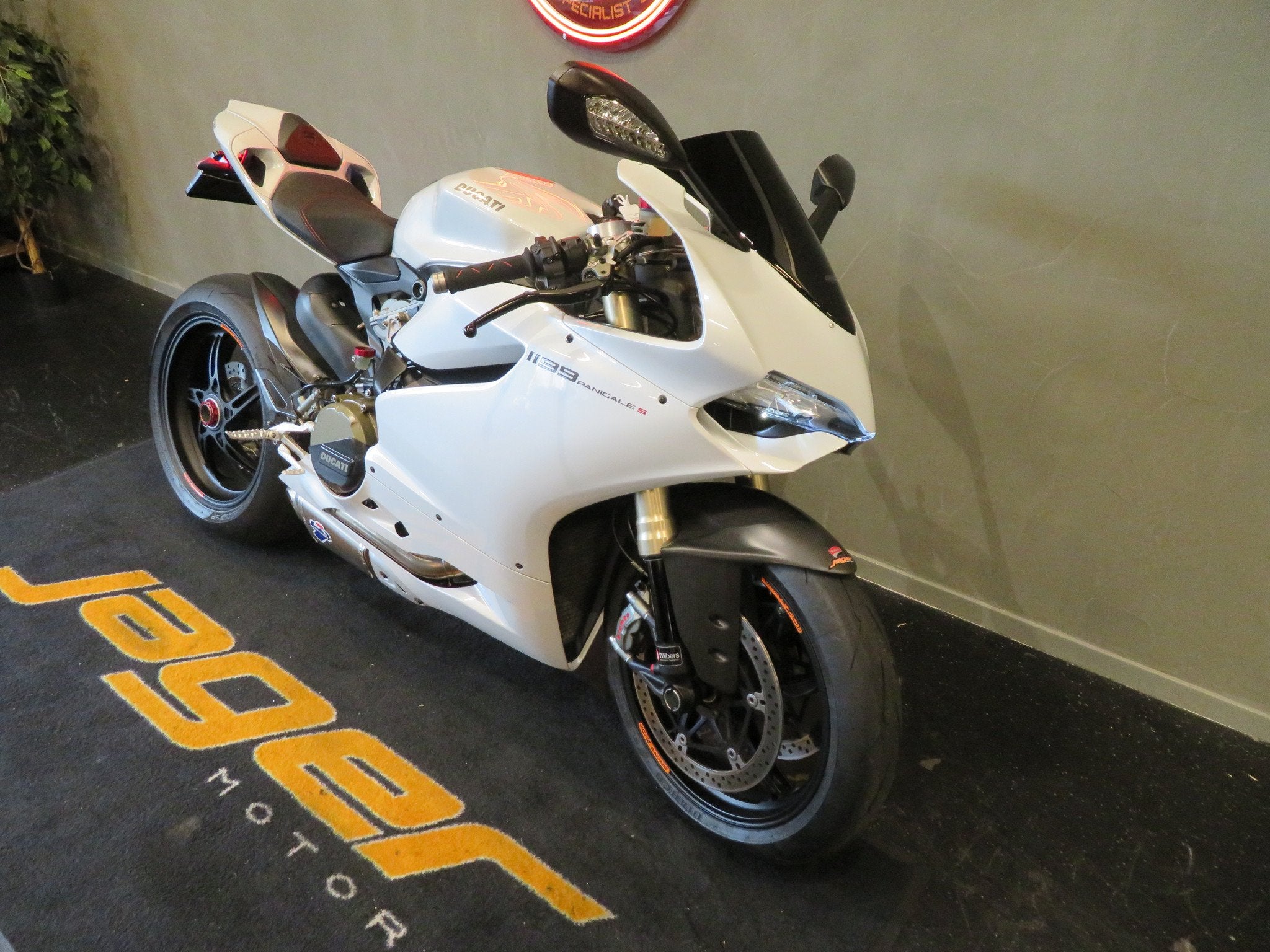 Ducati PANIGALE 1199 ABS TERMIONI CARBON (bj 2013), Motoren, 1198 cc, Super Sport, Gebruikt, Bedrijf