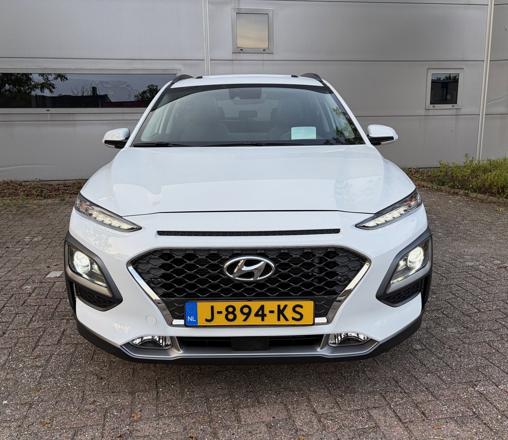 Foto 11 van Hyundai Kona 1.6 GDI HEV Premium