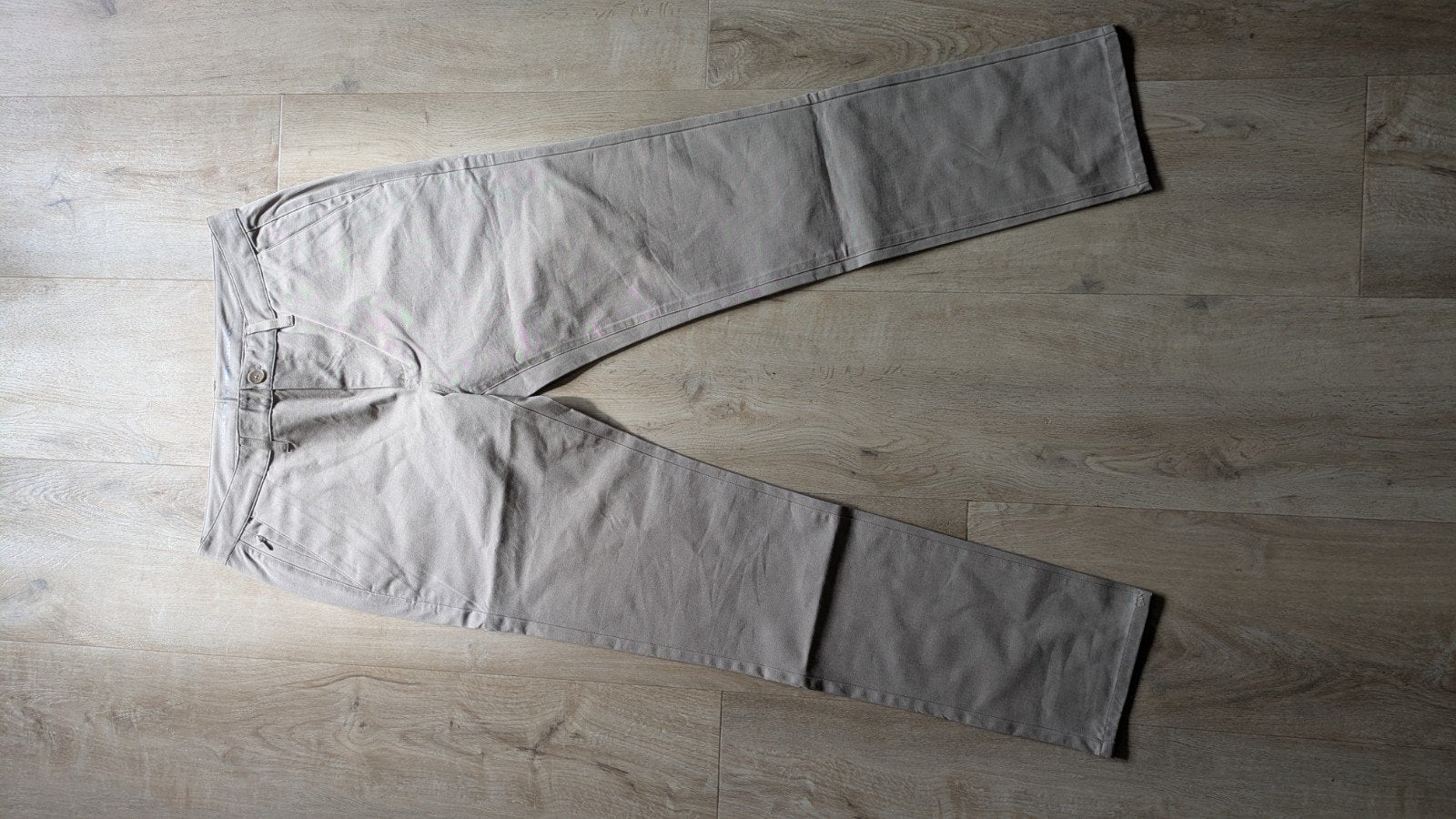 True Classic Chino Broek - Nieuw en Ongedragen, Beige, Overige maten, Ophalen of Verzenden, Nieuw